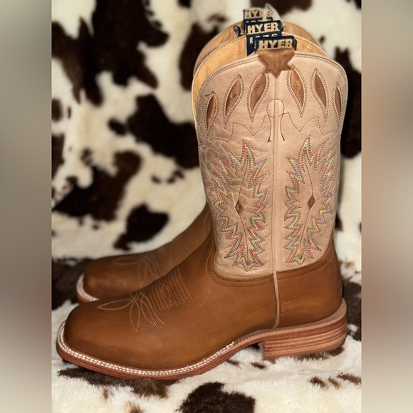 Hyer Mulberry Brown Western Cowboy Boots - Picture 2 of 4